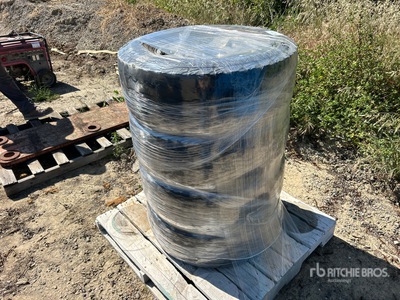 Quantity of (4) 285/70R17 Tires