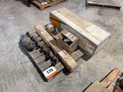 Quantity of Cat Engine Parts Parti di motore per autocarro
