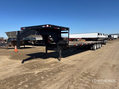 2004 36 ft Tri/A Gooseneck Apparatuur aanhangwagen