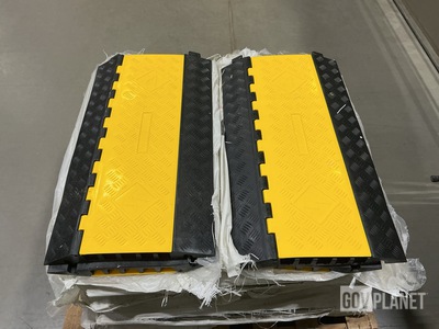 (20) Guardian DH-CP-2M Industrial Rubber Cable Protector Ramps