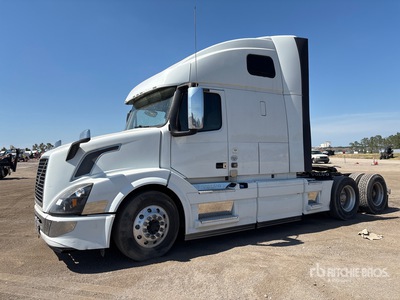 2018 Volvo VNL 6x4 T/A Sleeper Truck Tractor