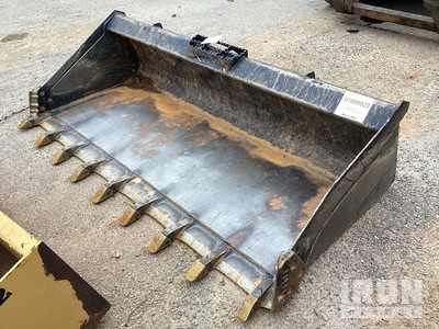 Land Pride HD80LLT 80 in General Purpose Skid Steer Bucket
