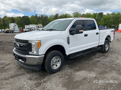2017 Ford F-250 XL 4x4 Crew Cab Pick-up