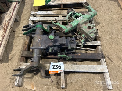 Quantity of (2) Rockshaft Pièces diverses