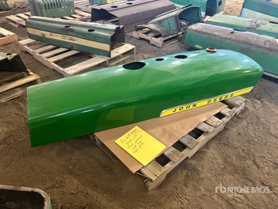 Tractor Hood - Fits John Deere 4020