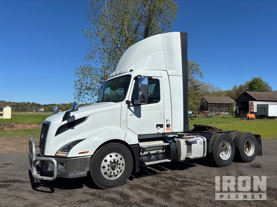 2020 Volvo VNL 300 6x4 T/A Day Cab Truck Tractor