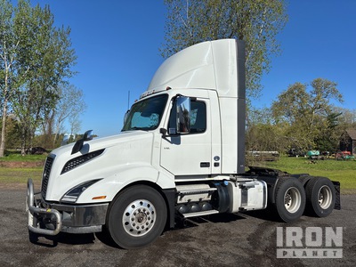 2020 Volvo VNL 300 6x4 T/A Day Cab Truck Tractor