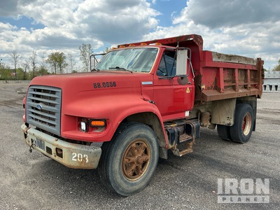 1996 Ford F800 4x2 S/A Dump Truck