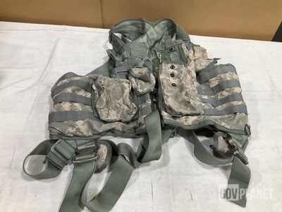 (14) Survival Vests