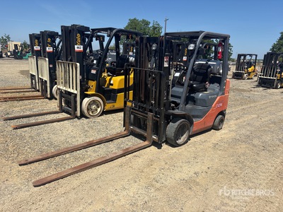 Toyota 4450 lb Cushion Tire Forklift