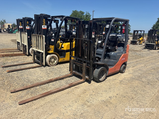 Toyota 4450 lb Cushion Tire Forklift