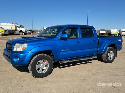 2007 Toyota Tacoma TRD Sport 4x4 Crew Cab بيك اب