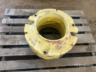 Quantity of (4) Wheel Weights Tractor Weights