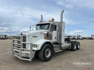 2011 Kenworth T800B 6x4 T/A Day Cab Truck Tractor