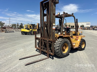 1995 Cat RC60 4350 lb 4x2 Gelände-Gabelstapler