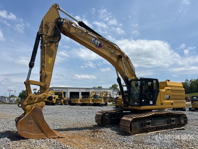 2023 Cat 352 Tracked Excavator