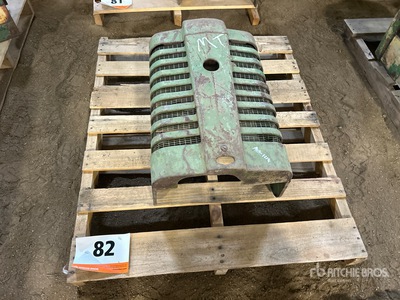 Tractor Grille Varios - Fits John Deere MT