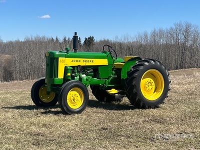 1959 John Deere 430 2WD Wide Front Tractor histórico