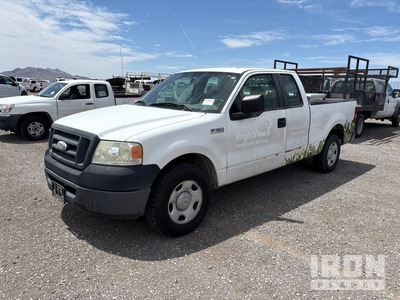 2007 Ford F-150 XL 4x2 Extended Cab Pickup