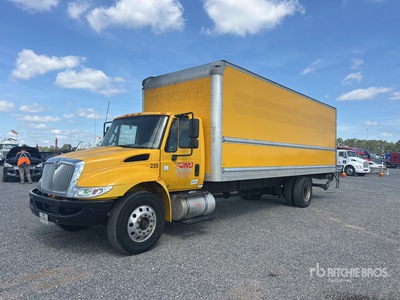 2019 International 4300 SBA 4x2 Van Truck