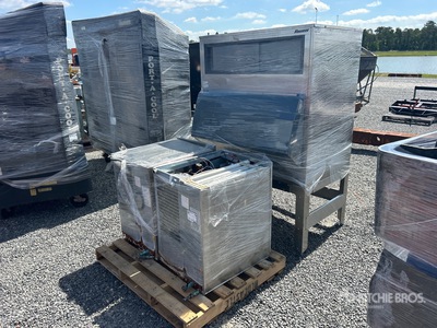 Quantity of (3) Machine à glace