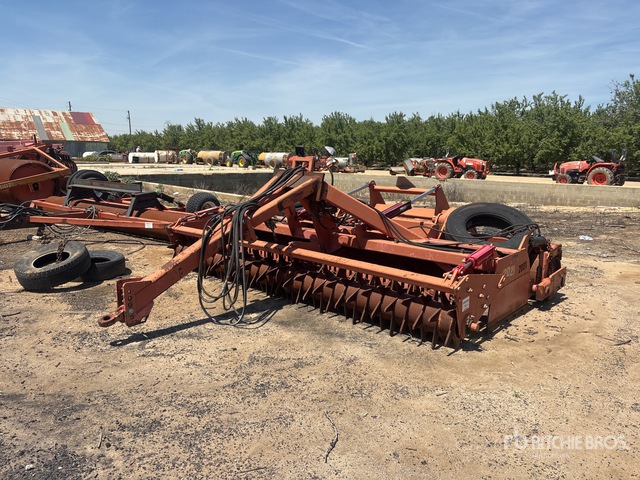 HCL 14 ft 2 in One Pass Mulch Finisher