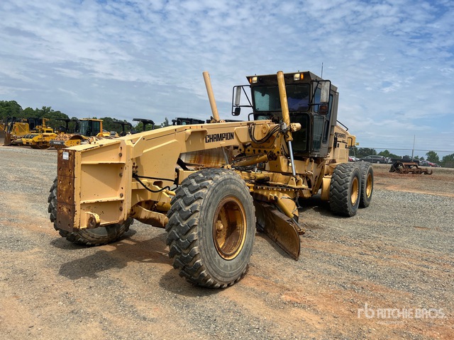 1999 Champion 720A VHP Motor Grader