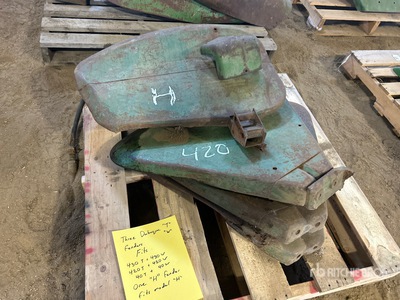 Quantity of (4) Tractor Fender - Fits John Deere