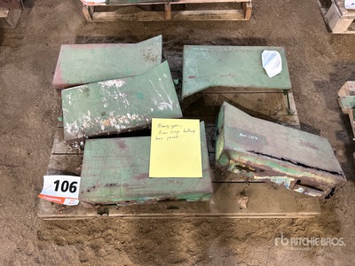 New Gen Row Crop Battery Box Panels Pièces diverses