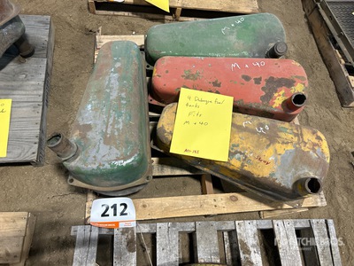(4) Dabuque Fuel Tanks