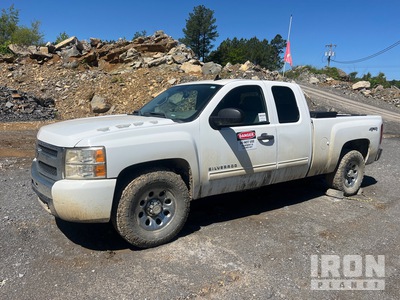 2011 Chevrolet 1500 LS 4x4 Extended Cab Pickup
