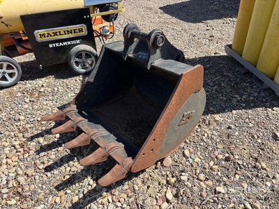 Yanmar 30 30 in Digging Excavator Bucket