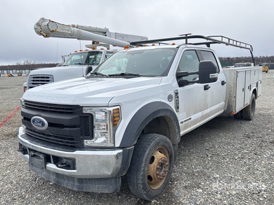 2019 Ford F-450 XL 4x4 Crew Cab Camión Utilitario