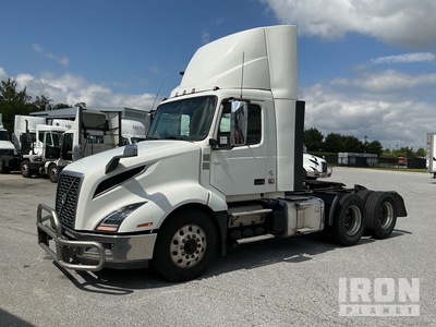 2020 Volvo VNL 6x4 T/A Day Cab Truck Tractor