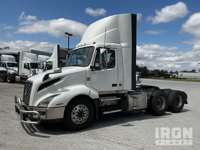2020 Volvo VNL 6x4 T/A Day Cab Truck Tractor