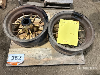 Quantity of (2) Model D Front Rims Pièces divers