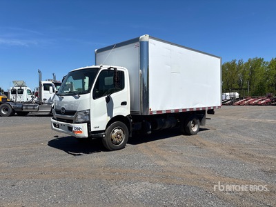 2017 Hino 195 4x2 Van Truck