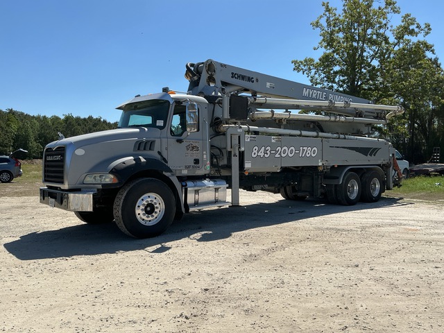 2015 Schwing S 36x2025-5 120/80 TC 36 m on 2016 Mack GU533 6x4 Concrete Pump Truck