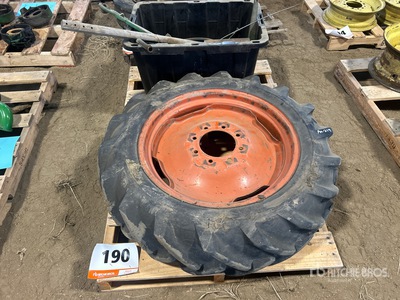 9.5-24 Misc Tools & Parts & (1) Goodyear Tire Pneus