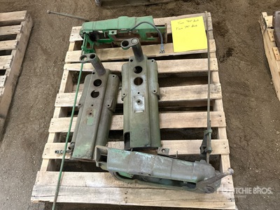 Quantity of (4) 40 Dash & M Dash