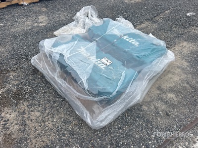 Quantity of (2) Makita HM1307CB Demolition Breaker