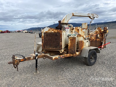 2016 Bandit 200UC Tow-Behind Chipper