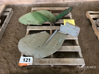Quantity of (2) Dubuque Utility Fender Varios - Fits 430U, 330U, 420U, 320U & 40U