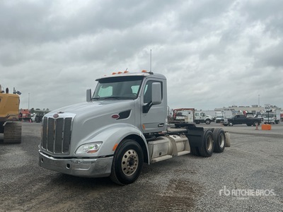 2017 Peterbilt 579 6x4 3-Achs Sattelzugmaschine
