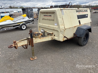 1993 Ingersoll Rand P-175W Mobile s/a Compresseur à air