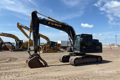 2021 Komatsu PC170 LC-11 Tracked Excavator