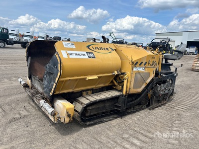 2022 Weiler 385B Track Asphalt Paver
