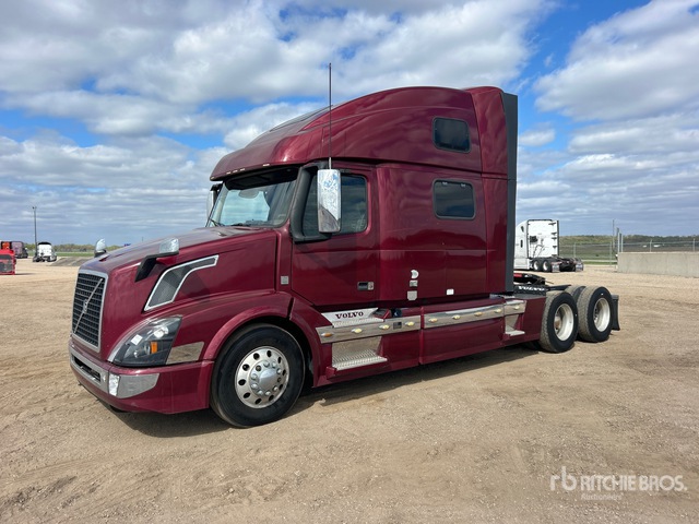 2018 Volvo VNL 6x4 T/A Sleeper Truck Tractor
