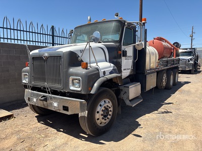 2005 International 5500i 8x4 Vacuum Excavator Truck