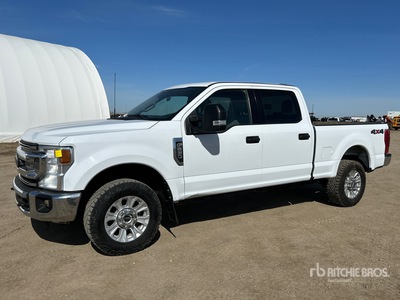 2022 Ford F-250 XLT 4x4 Crew Cab Pick-up